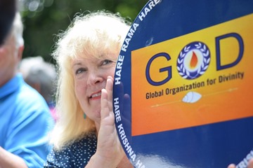 GOD Atl_woman_RoundSign360.jpeg